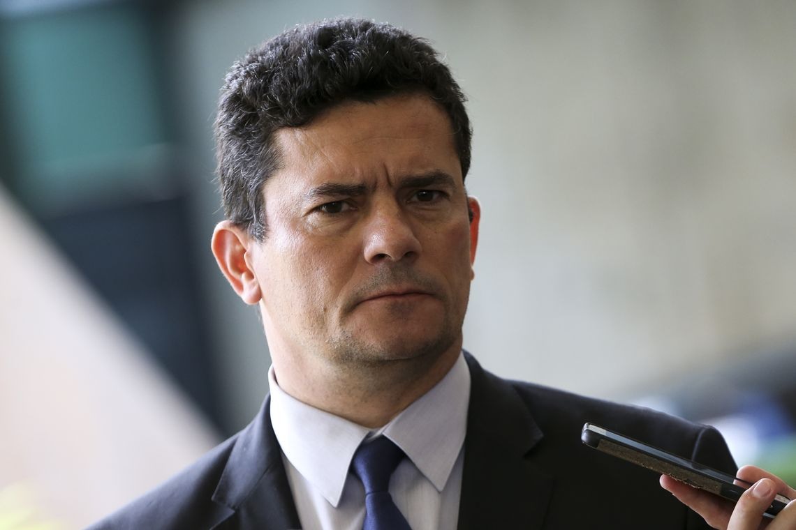 O futuro ministro da JustiÃ§a e SeguranÃ§a PÃºblica, SÃ©rgio Moro, fala Ã  imprensa no CCBB, em BrasÃ­lia.