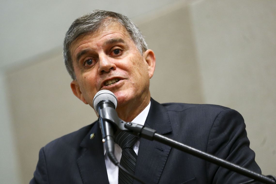 O SecretÃ¡rio Nacional de SeguranÃ§a PÃºblica, General Guilherme Theophilo, durante cerimÃ´nia de assinatura deacordo de cooperaÃ§Ã£o para a formaÃ§Ã£o e capacitaÃ§Ã£o de agentes de seguranÃ§a pÃºblica em todo o paÃ­s.