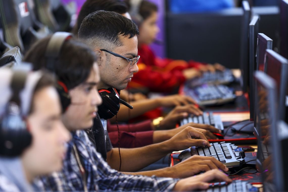 A terceira ediÃ§Ã£o da Campus Party BrasÃ­lia continua atÃ© domingo (23), no EstÃ¡dio ManÃ© Garrincha.