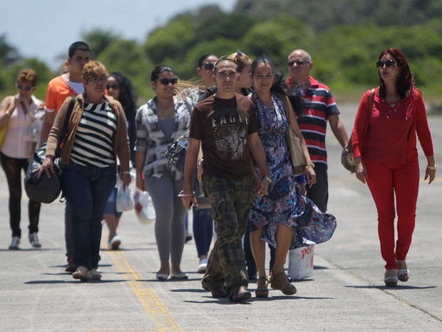 Médicos cubanos chegaram a Salvador na quinta-feira (Foto: Elói Corrêa/GOVBA)