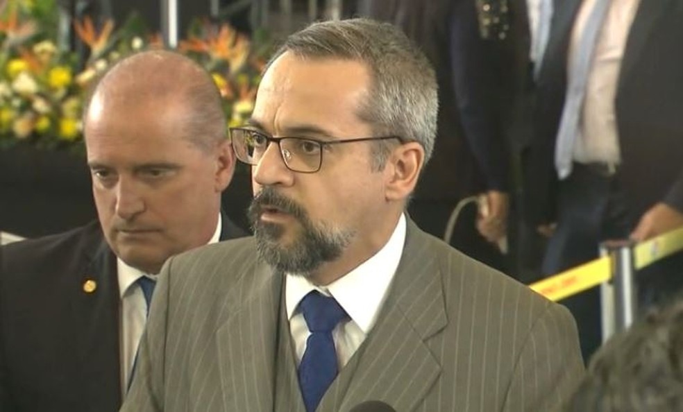 Em agenda em SC, ministro da EducaÃ§Ã£o, Abraham Weintraub, negou cobranÃ§a de mensalidade em universidades federais. â?? Foto: ReproduÃ§Ã£o/NSC TV