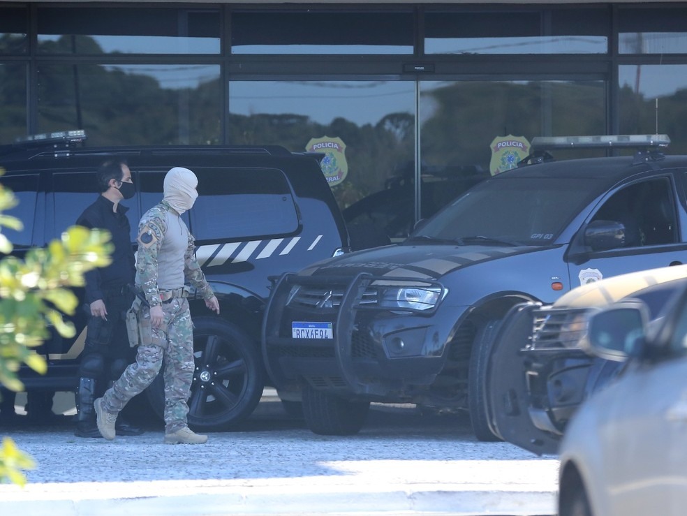 Ex-ministro Sérgio Moro depõe à Polícia Federal, em Curitiba ...