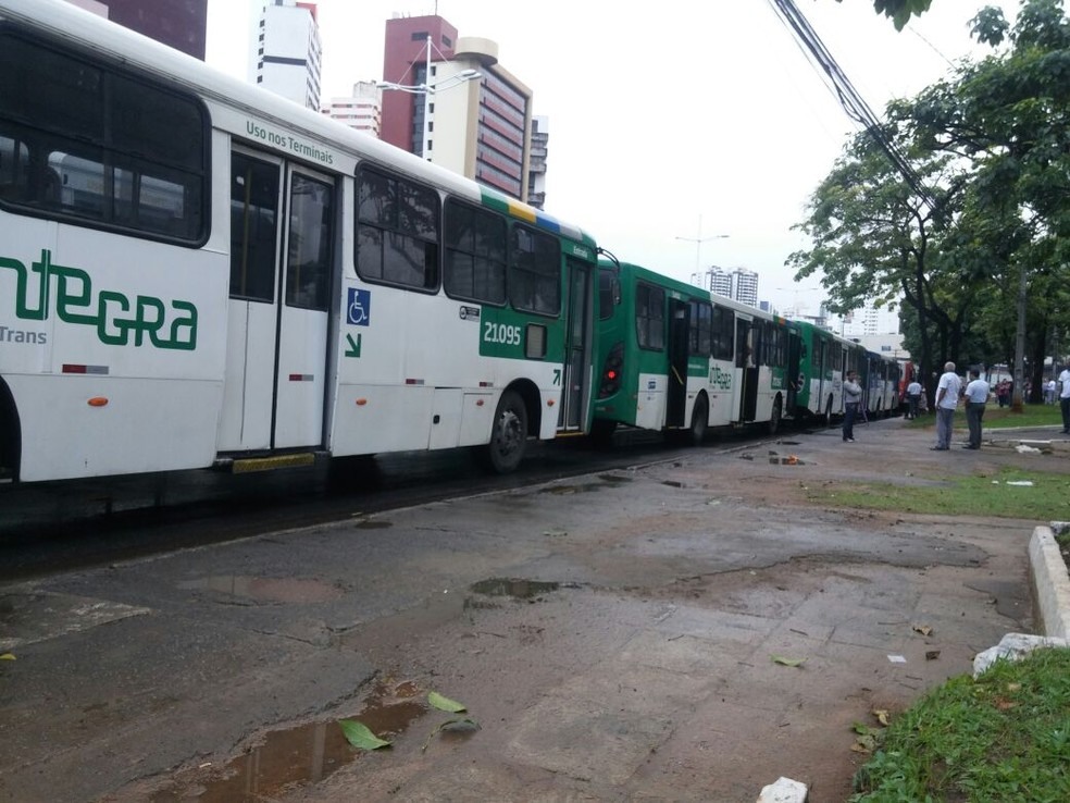 Ao menos 21 regiões terão mudanças no transporte de ônibus neste mês de outubro (Foto: Juliana Almirante/G1)