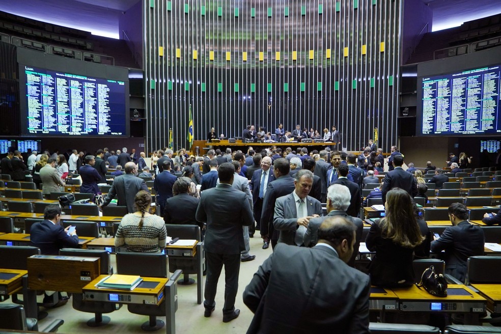 Deputados reunidos em plenÃ¡rio nesta quarta-feira (10) durante sessÃ£o para votaÃ§Ã£o da reforma da PrevidÃªncia â?? Foto: Pablo Valadares/CÃ¢mara dos Deputados