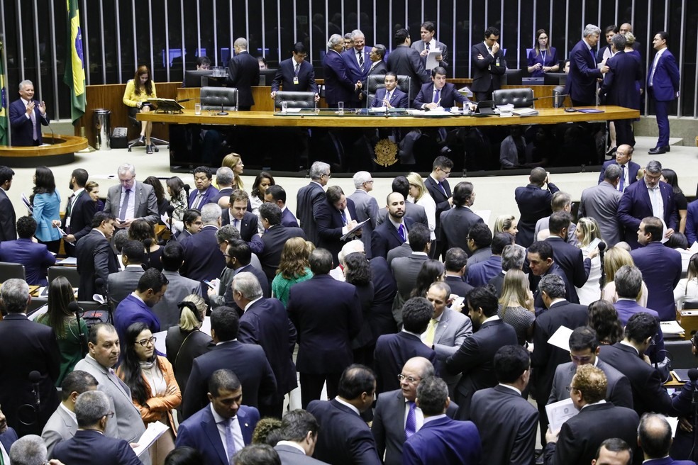 Deputados e senadores reunidos no plenÃ¡rio do Congresso durante a sessÃ£o conjunta desta terÃ§a-feira (11) â?? Foto: Luis Macedo/CÃ¢mara dos Deputados