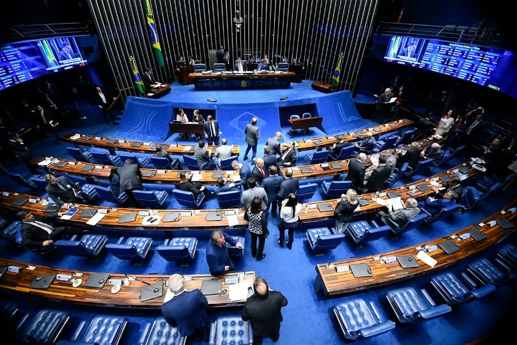 Senadores reunidos no plenÃ¡rio durante a votaÃ§Ã£o do pacote anticorrupÃ§Ã£o, nesta quarta-feira (26) â?? Foto: Marcos Oliveira/AgÃªncia Senado