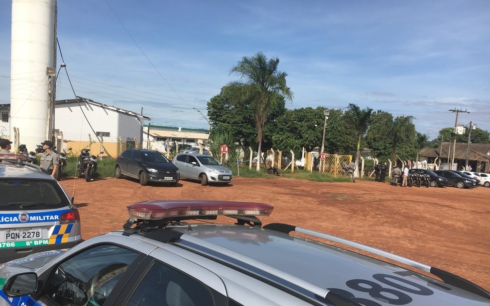  Após ordem da ministra Cármen Lúcia, comissão vistoria presídio onde 9 morreram em rebelião (Foto: Paula Resende/G1)