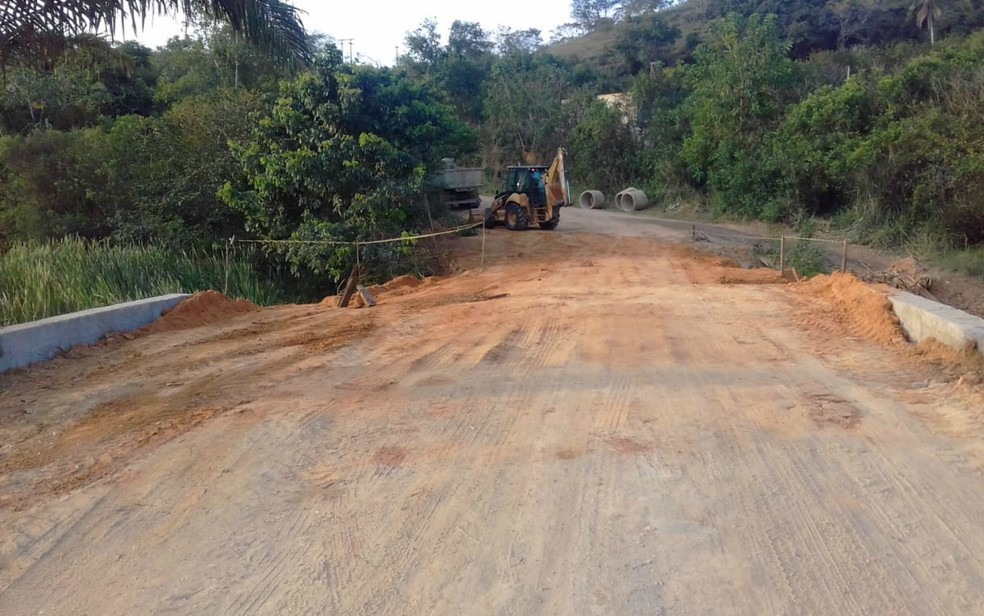 Ponte foi reformada na terÃ§a-feira (11) pela Secretaria de Obras da cidade de Itamaraju â?? Foto: DivulgaÃ§Ã£o / Secretaria de Obras de Itamaraju