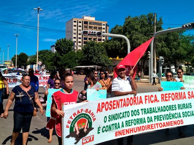 Protesto ocorreu no município de Barreiras, no oeste da Bahia (Foto: Bruna Pires / TV Oeste)