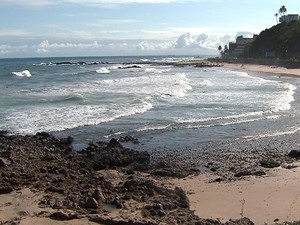 Resultado de imagem para Balneabilidade aponta as praias impróprias para o banho em Salvador