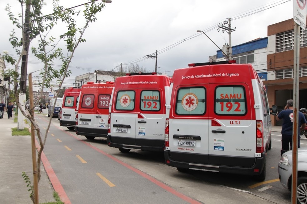 Ambulâncias do Samu entregues em dezembro pelo ministro da Saúde na Baixada Santista, em São Paulo (Foto: Raimundo Rosa, Prefeitura de Santos)