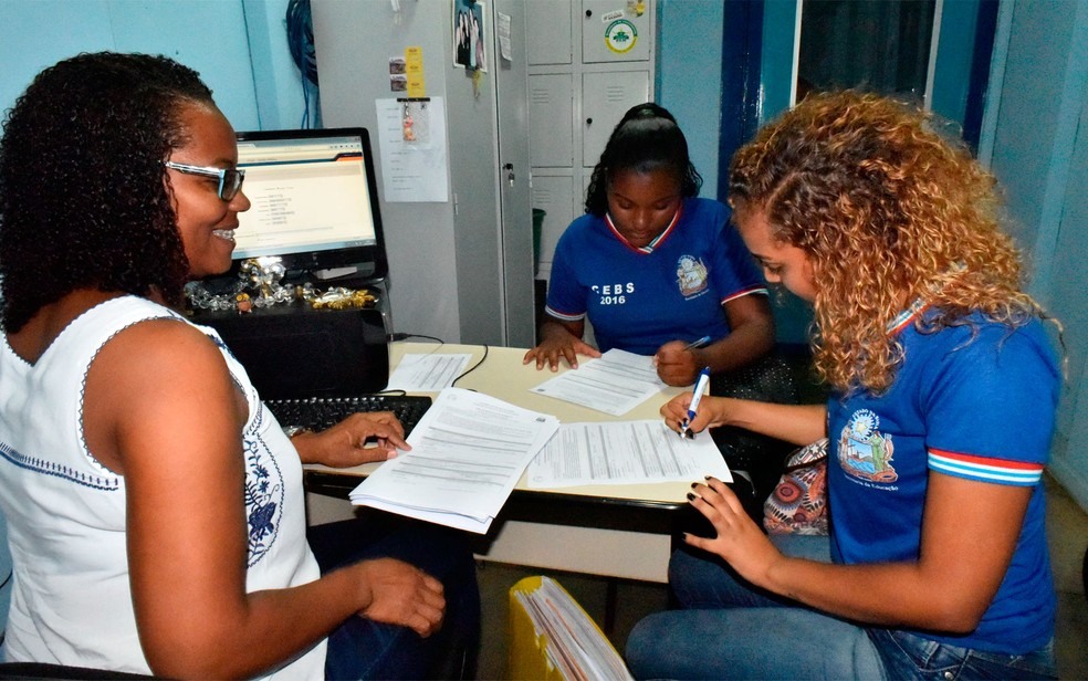 RenovaÃ§Ã£o de matrÃ­cula na rede estadual de ensino da Bahia â?? Foto: Claudionor Junior