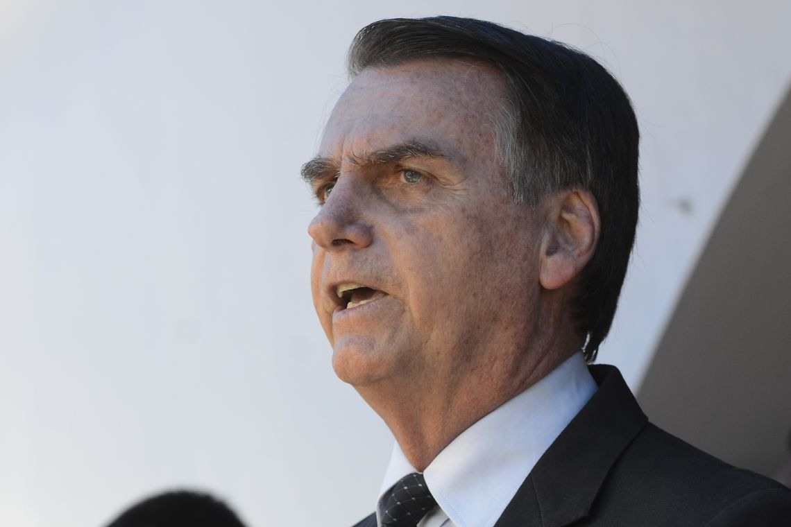 O presidente eleito, Jair Bolsonaro, participa na cidade de GuaratinguetÃ¡, no Vale do ParaÃ­ba, em SÃ£o Paulo, da formatura de sargentos da AeronÃ¡utica na Escola de Especialistas da AeronÃ¡utica (EEAR) 