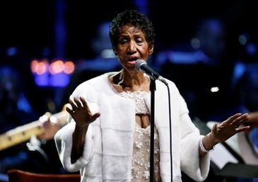 Aretha Franklin durante show em Nova York 7/11/2017    REUTERS/Shannon Stapleton