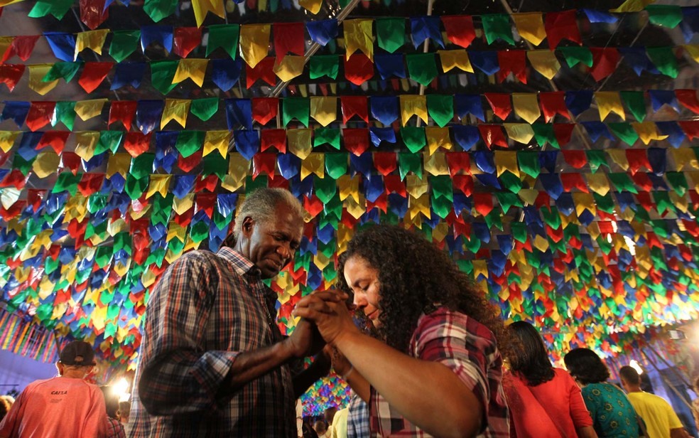 Resultado de imagem para fotos da festa de sao joao em paripe salvador