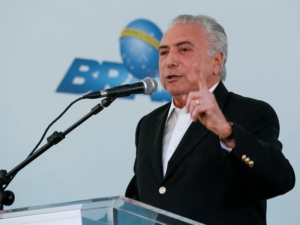 O presidente Michel Temer, discursa durante a Cerimônia de entrega 420 unidades habitacionais do Residencial Mogi das Cruzes (Foto: Beto Barata/Presidência da República)