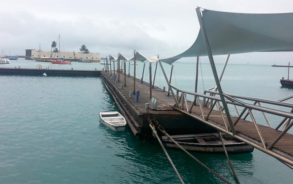 Travessia Salvador-Mar Grande foi suspensa por conta da maré baixa (Foto: Divulgação/Astramab)