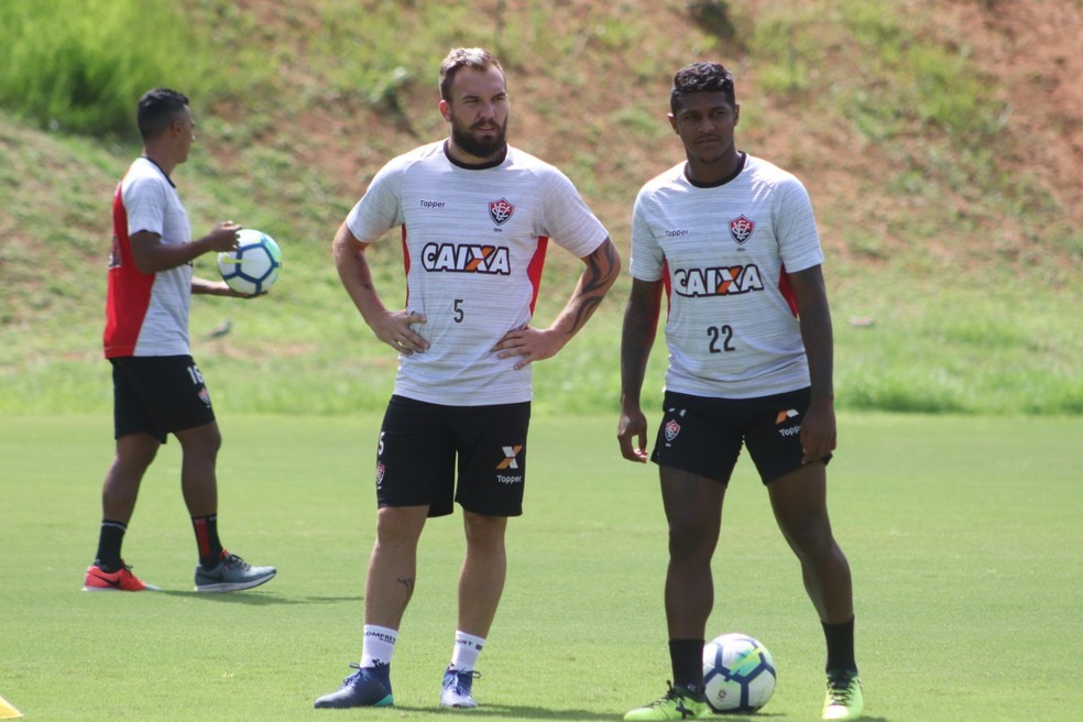 VitÃ³ria inicia sÃ©rie de partidas antes da Copa contra o Internacional, na prÃ³xima quarta-feira (Foto: MaurÃ­cia da Mata / DivulgaÃ§Ã£o / EC VitÃ³ria)