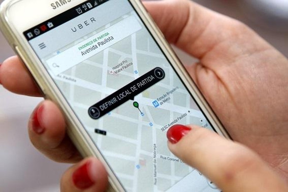 Aplicativo Uber em tela de celular  (Foto: Divulgação/Câmara de Curitiba )