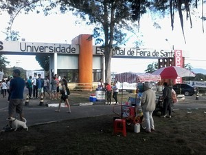 Vestibular da UEFS (Foto: Ney Silva/ Acorda Cidade)