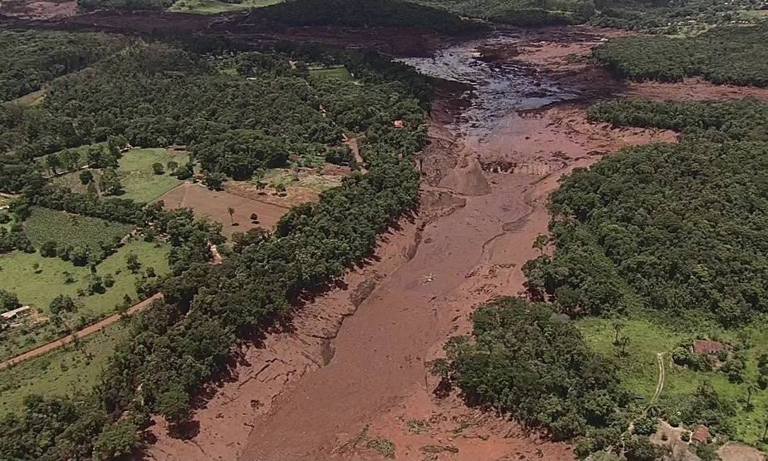 Barragem da Vale se rompe em Brumadinho, na regiÃ£o metropolitana de Belo Horizonte. ReproduÃ§Ã£o / AgÃªncia O Globo