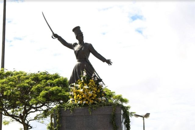 Estatua de Maria Quiteria