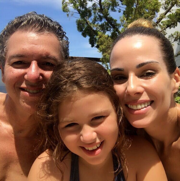 Ana Furtado, Boninho e Isabella (Foto: Reprodução/Instagram)