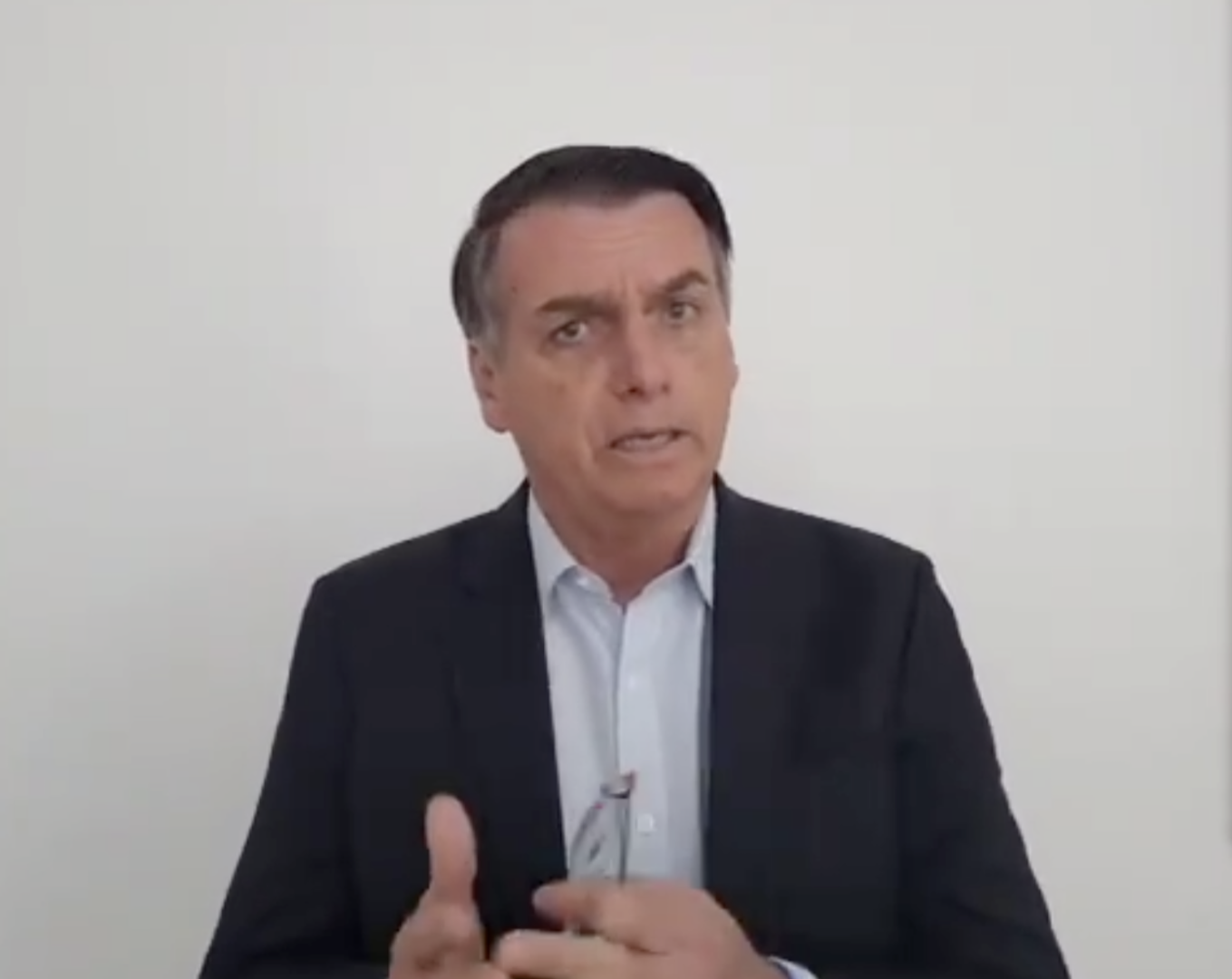 Resultado de imagem para Bolsonaro nega criaÃ§Ã£o de imposto para igrejas